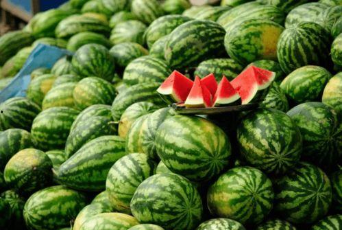 静安网红吃瓜事件,揭秘网络舆论背后的真相与争议 第2张 静安网红吃瓜事件,揭秘网络舆论背后的真相与争议 第2张